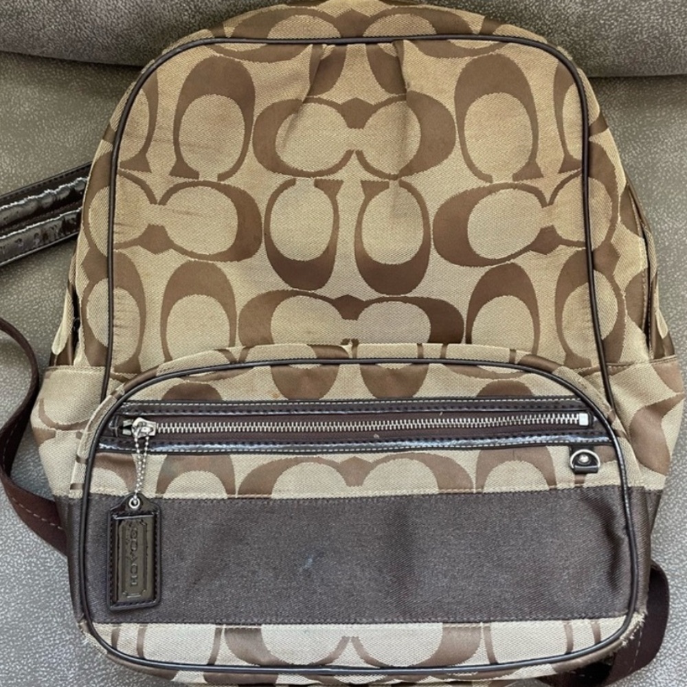 COACH BACKPACK